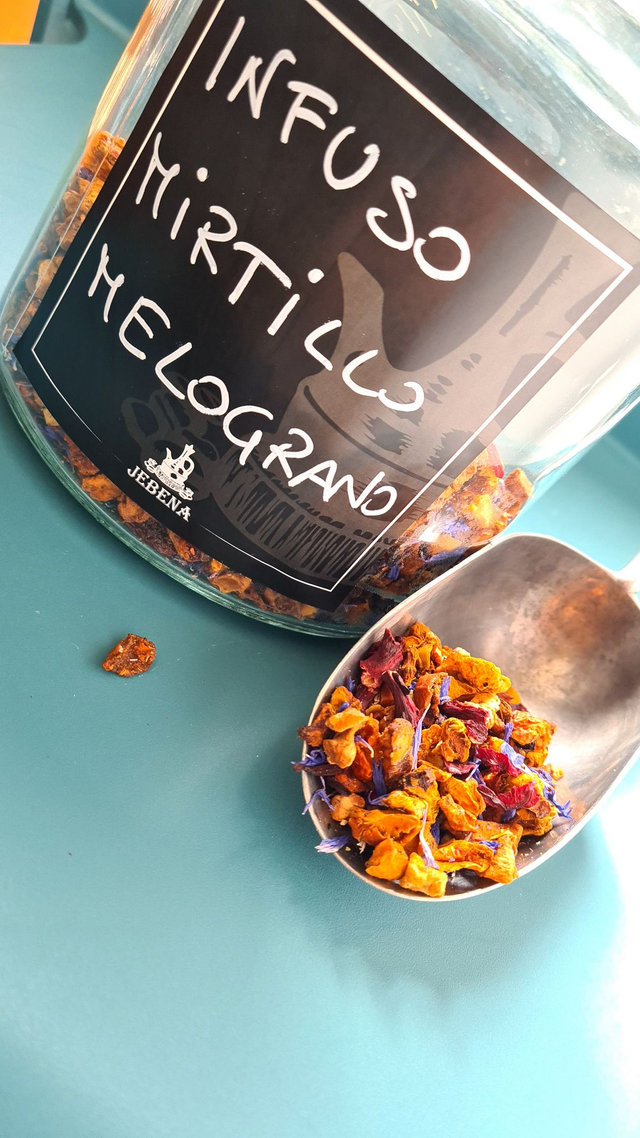 Infuso di Frutta &quot; mangia e bevi&quot; Melograno Blu Melograno-Mirtillo