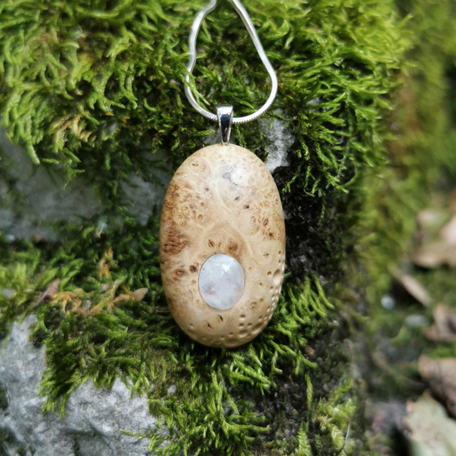 Pendentif en Bois de Loupe d'Érable, Péristerite et Argent