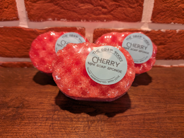 Cherry Mini Soap Sponge (85g)