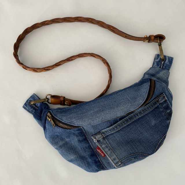 Sac banane en jean recyclé 