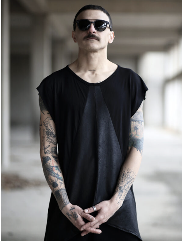 HYPNOTIZED TANK 880003 