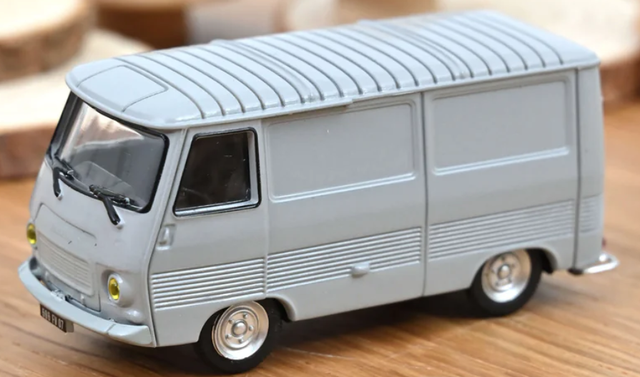 Peugeot J7 Norev 1:87