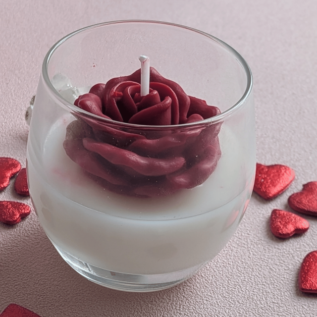 🕯️ Bougie Rose d’Amour 85g – Linge Frais