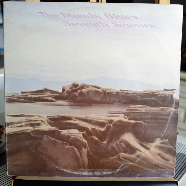 THE MOODY BLUES - Seventh sojourn