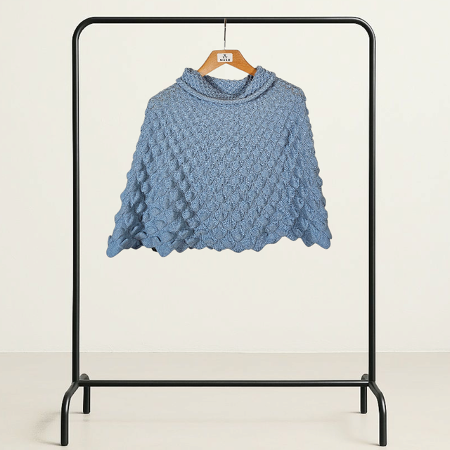Wendefähiger Poncho / Rock "Lina" aus extrafeiner Merinowolle