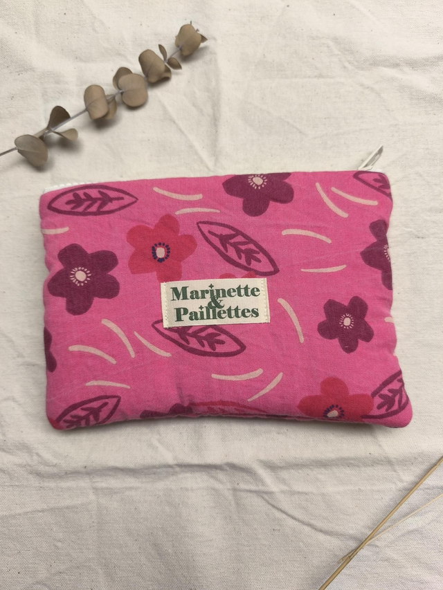 Pochette upcyclée - rose à motifs