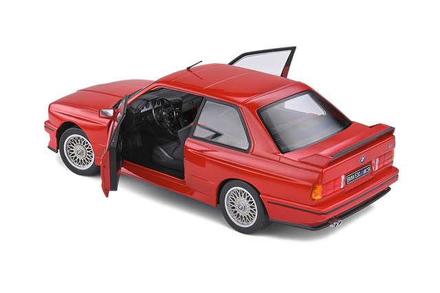 BMW E30 M3 Rouge 1986 Solido S1801502 1/18