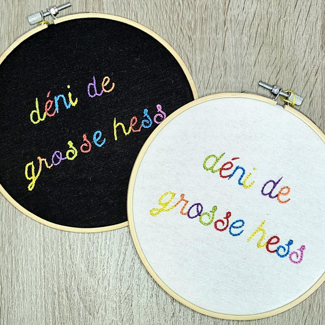 Cercle brodé - Déni de grosse hess