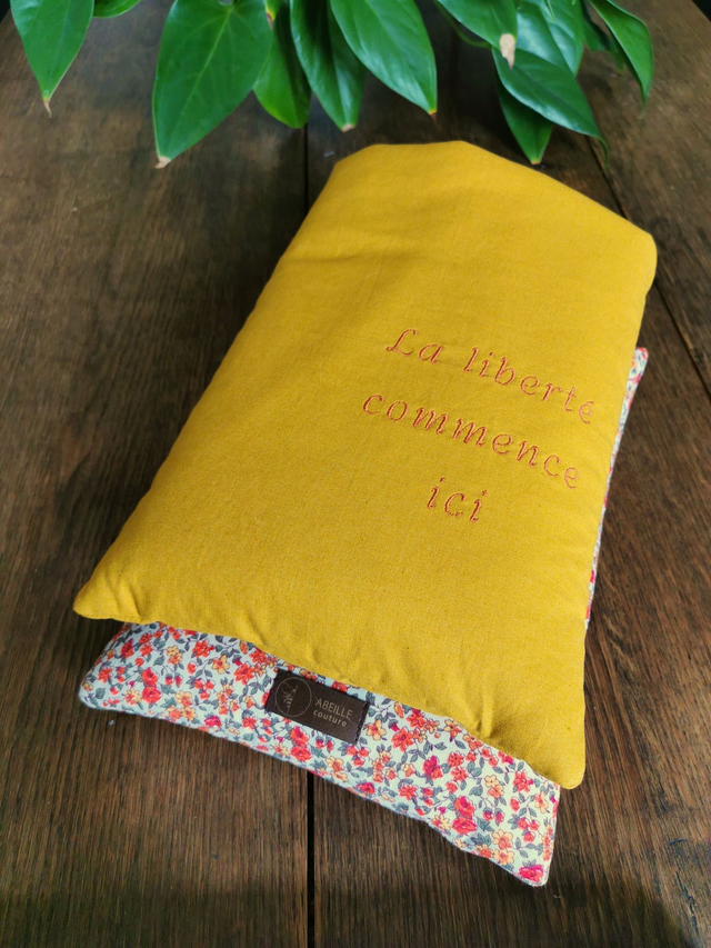🌼 Pochette à livre - La liberté commence ici