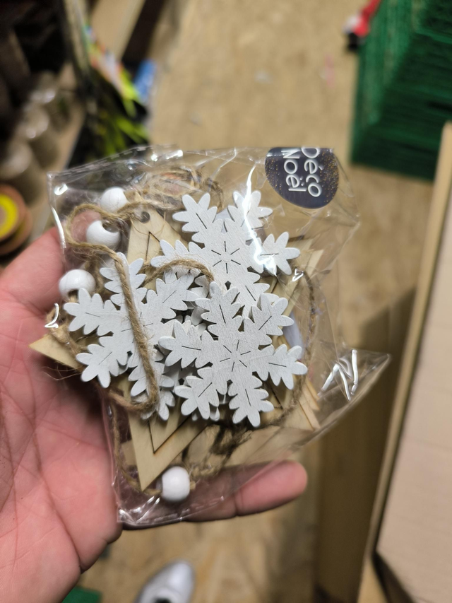 DECORATION ETOILE A SUSPENDRE 