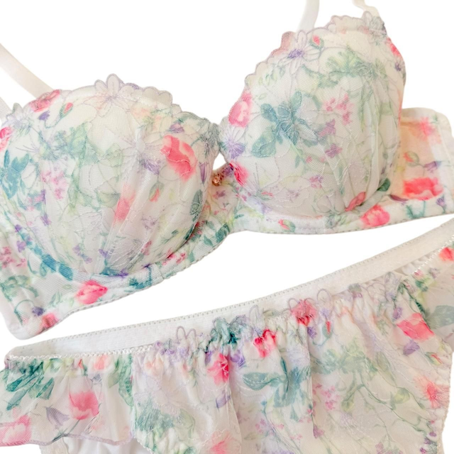 White + green Floral embroidered Japanese Bra + Underwear Set UK 30A 