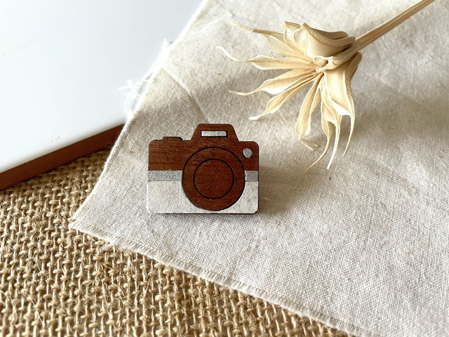 Broche Appareil photo - Couleurs variées