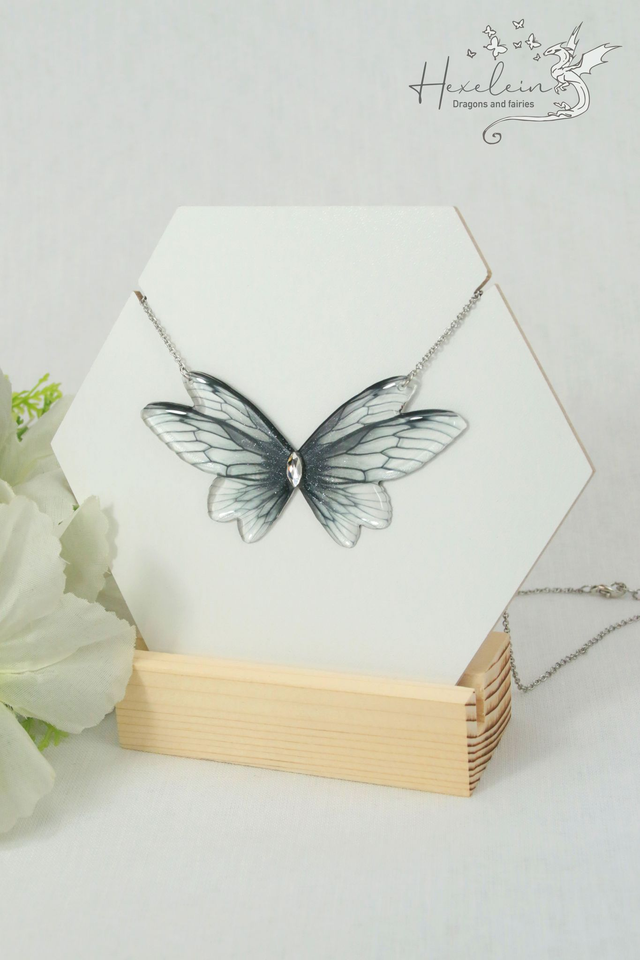 Black small fairy necklace