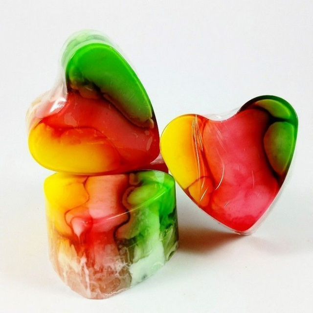 Savon en forme de cœur en chewing-gum