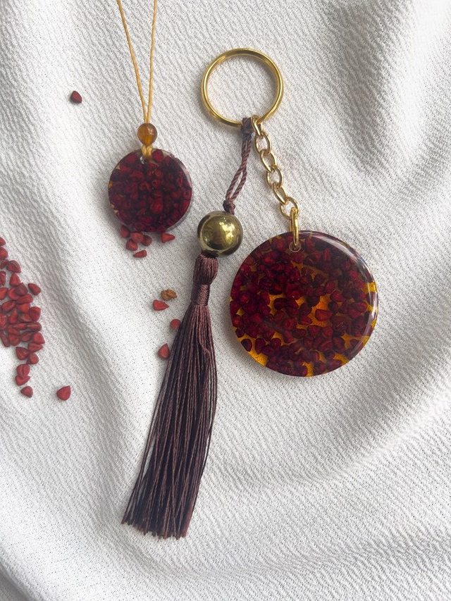 Kit Colar e Chaveiro Sementes de Urucum