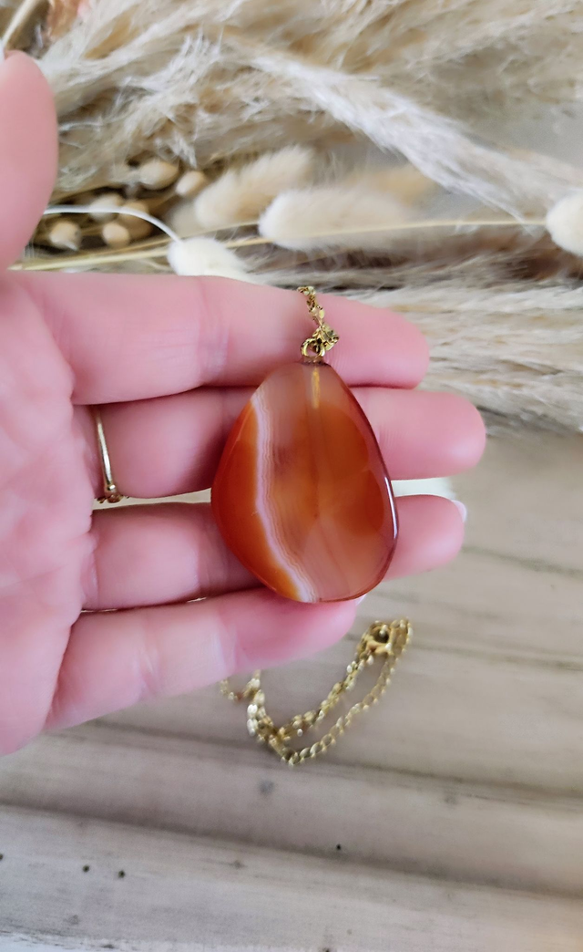 Pendentif "Isis" Agate de Botswana orange