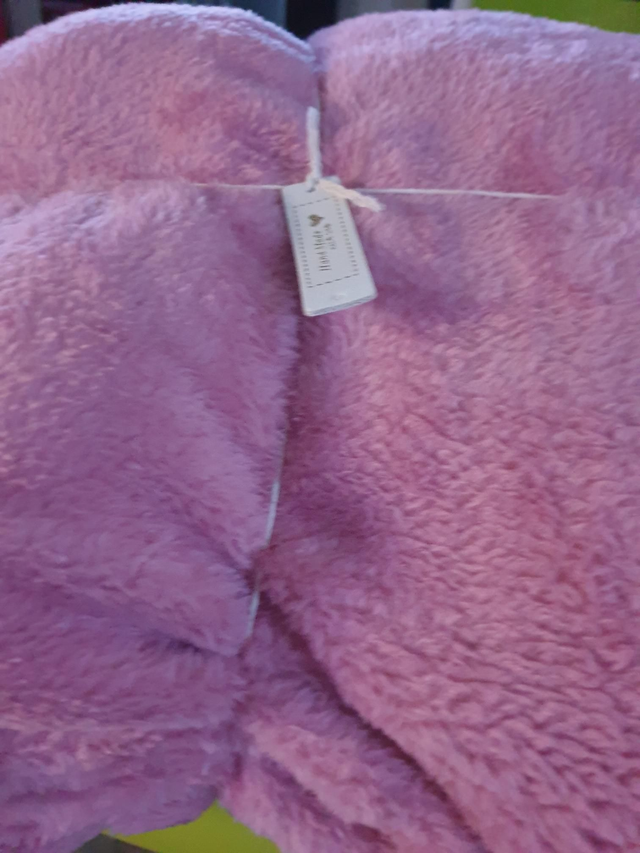 Lot De 2 Coussins Polaire. Couture fait maison Annoeullin Lille 