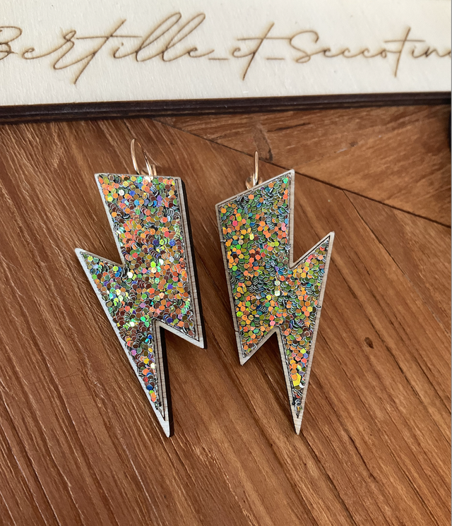 les boucles &quot;les Zéclairs&quot; de B&amp;S - pétrole