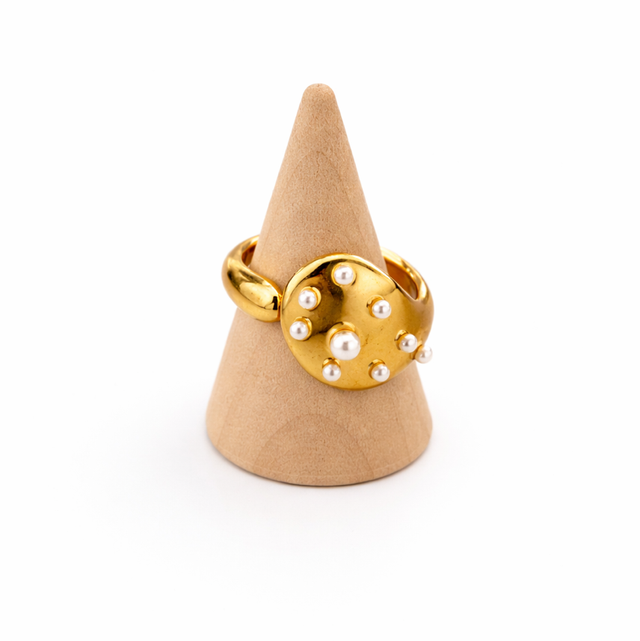 Anillo acero dorado y perlas 