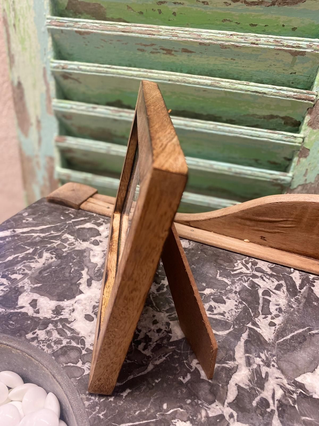 L'abeille qui se prend pour un bourdon