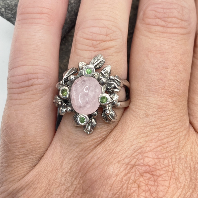 REFURBISHED Rose Quartz Cabochon Ring with Leaf Design in Sterling Silver Size N
