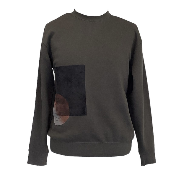 Sweatshirt with suedette front patch pocket featuring gradient handprinted off-center Muśe Logo