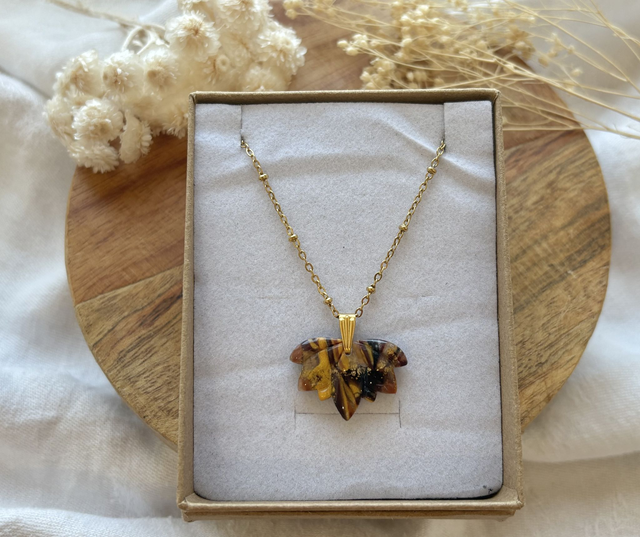 Collier - ÉRABLE - lotus