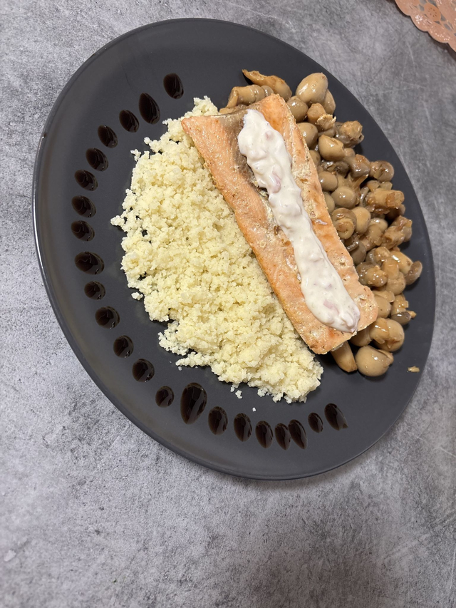 Saumon à la hollandaise.