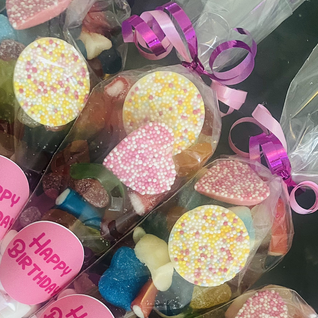 Sweet cones Happy birthday  pink millions 