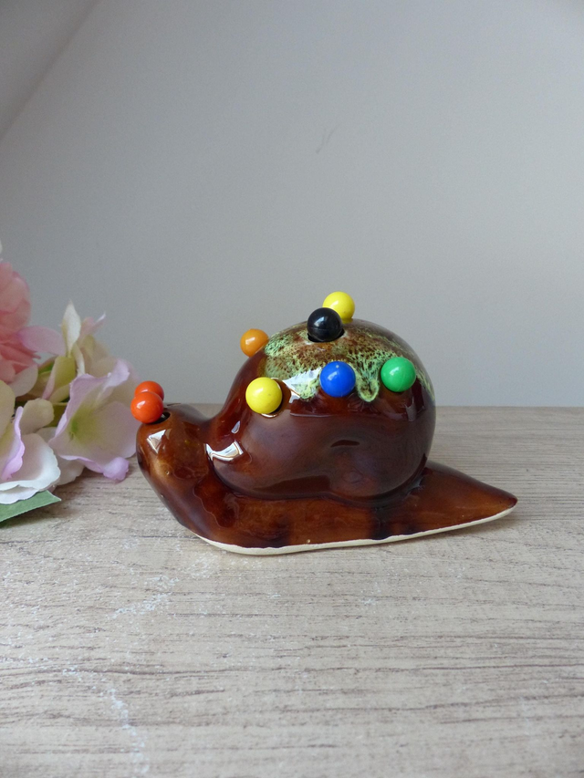 Ancien porte piques escargot pour cocktail, porte piques fourchettes à escargots, escargot décoration table France 1970, plat escargot