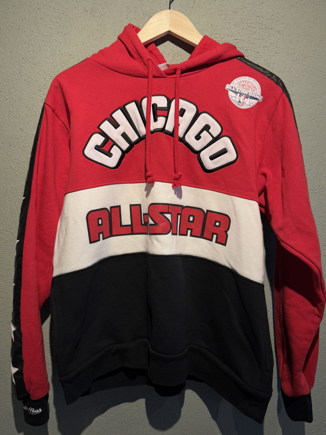 Mitchell and Ness genser