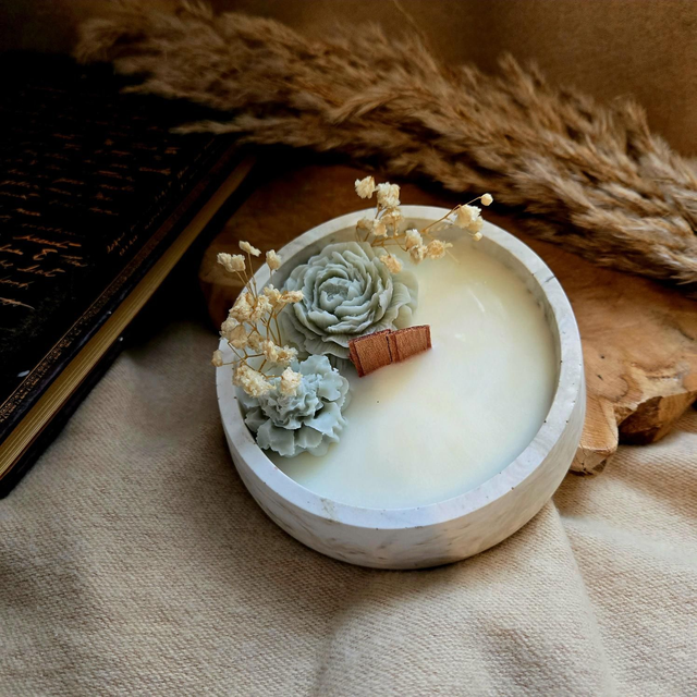 Mini corbeille bougie florale 150gr