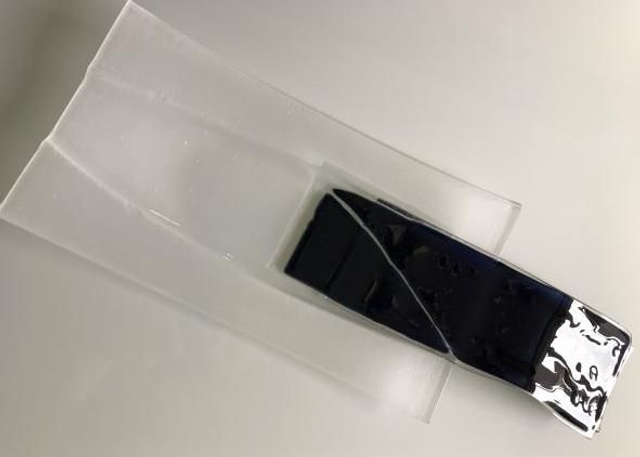 o4 Antipasti-Schale aus Glas mit nachtblauem Akzent . tk 1 142020 10