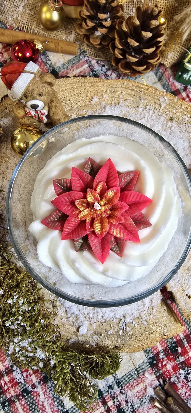 🎄 Bougie Chantilly – Fleur d’Hiver