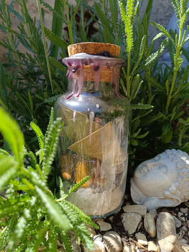 Grande Spell Jar Protection