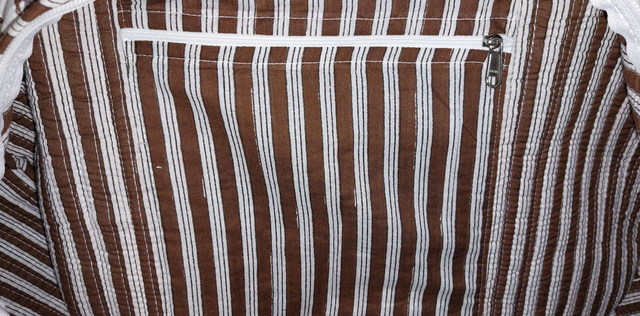 Sac de sport ou de week-end matelassé – Coton imprimé à la main - Grand format pour voyages - Motif marron, gris, blanc