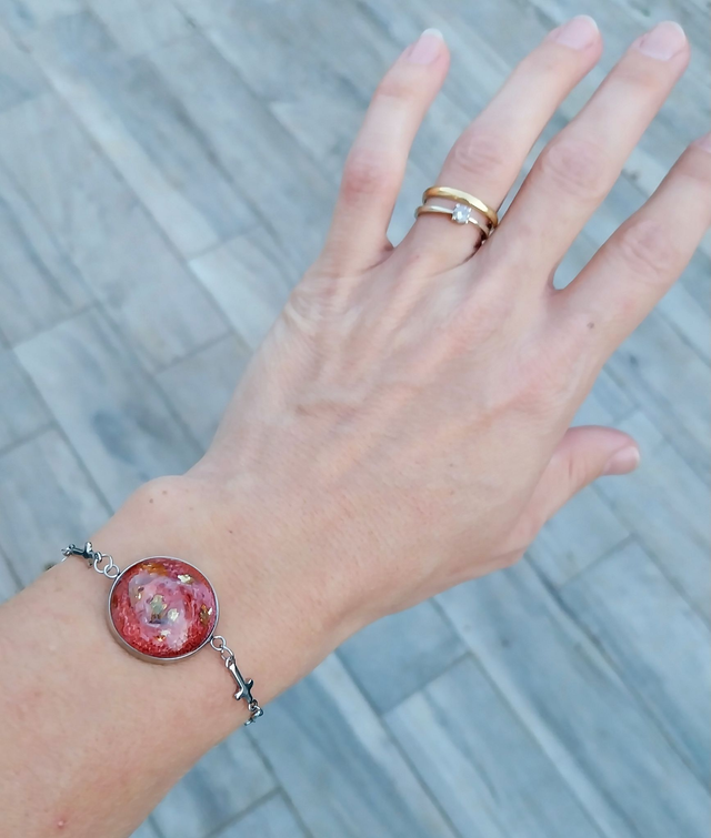 Bracelet solaire en résine – "Solaris"