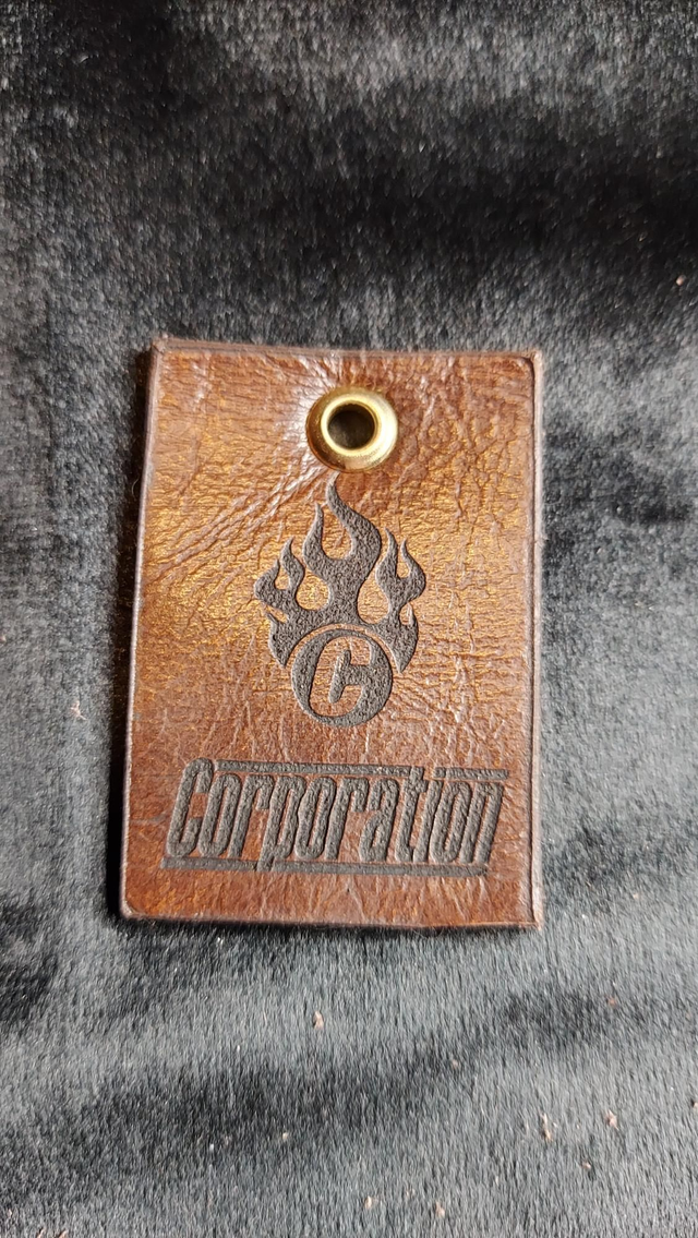 040 / 100 2nd Limited Edition Genuine CORP SOFA Leather Keyring