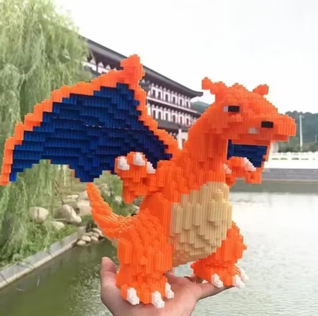 Pokemon bouwstenen set Charizard (26cm)