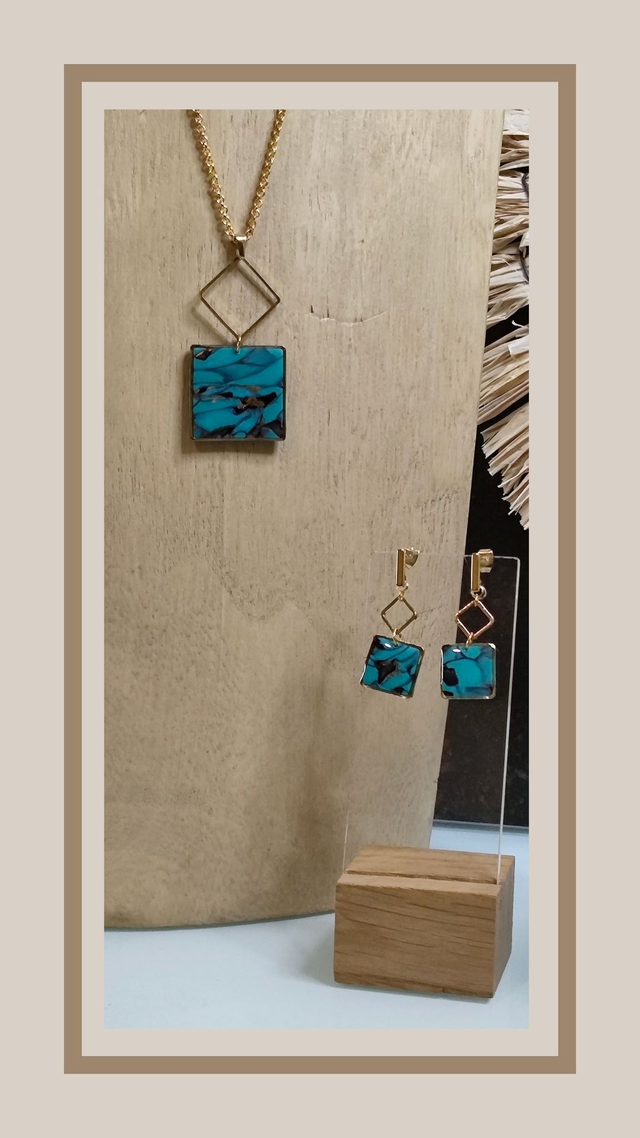 Parure faux turquoise carré 