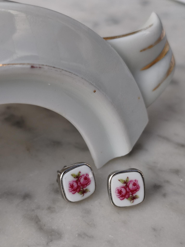 Boucles d'oreilles simples carrées - porcelaine et laiton - porcelaine Pirkenhammer - no.2