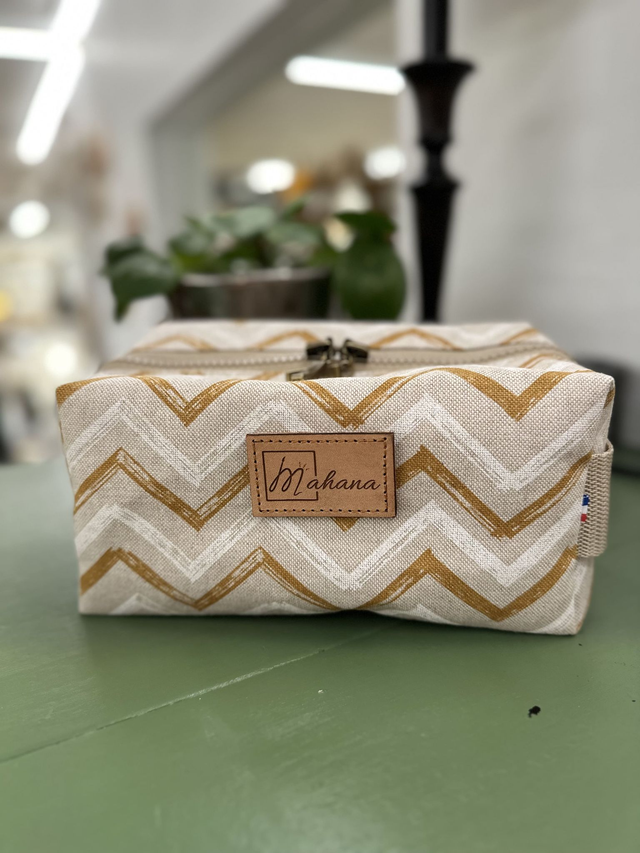 Trousse de toilette homme avec poche intérieure beige, blanche et ocre 20x10x10 cm