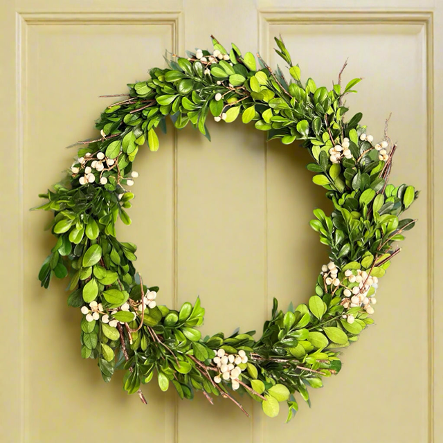 Green Boxwood Leaf Wreath 