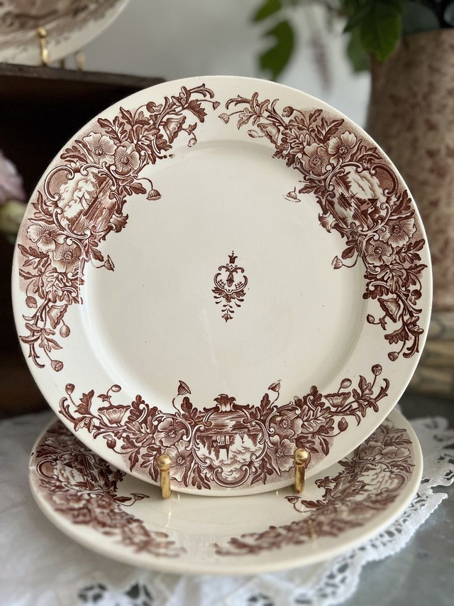 MARINE - Les assiettes plates de la manufacture Badonviller - Terre de Fer