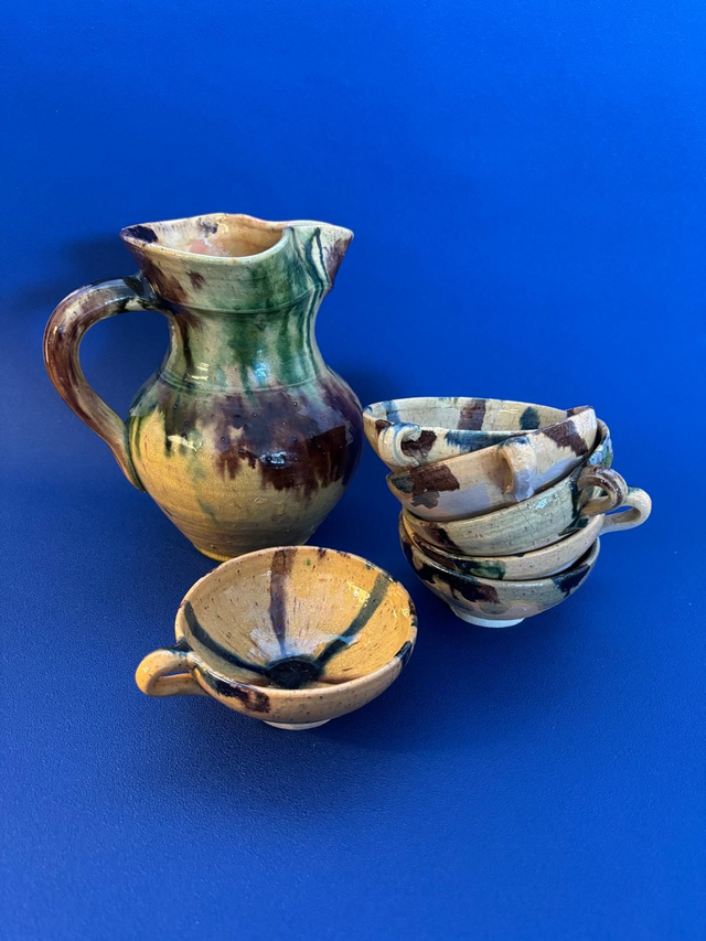 Pichet et six tasses