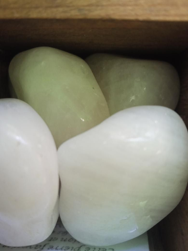 quartz rose (pierre roulée) 