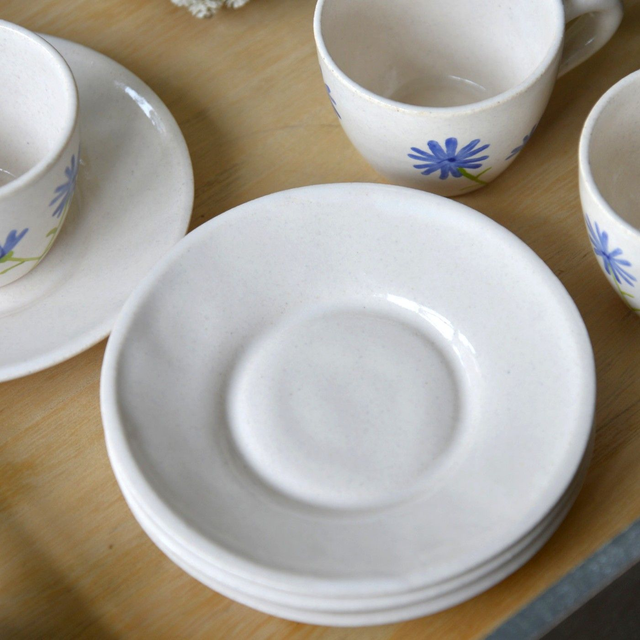 Keramický podšálek