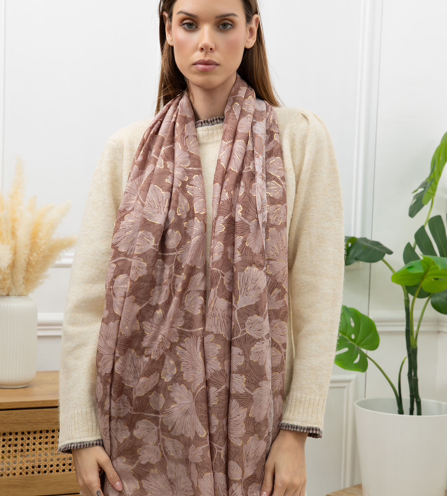 Foulard imprimé feuilles avec dorure