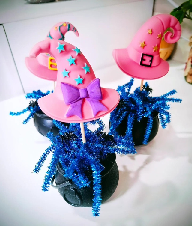 Gorros de bruja pirueta 