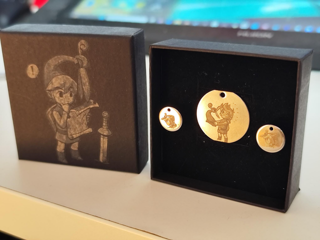 Médaillon Link Zelda Minish Cap